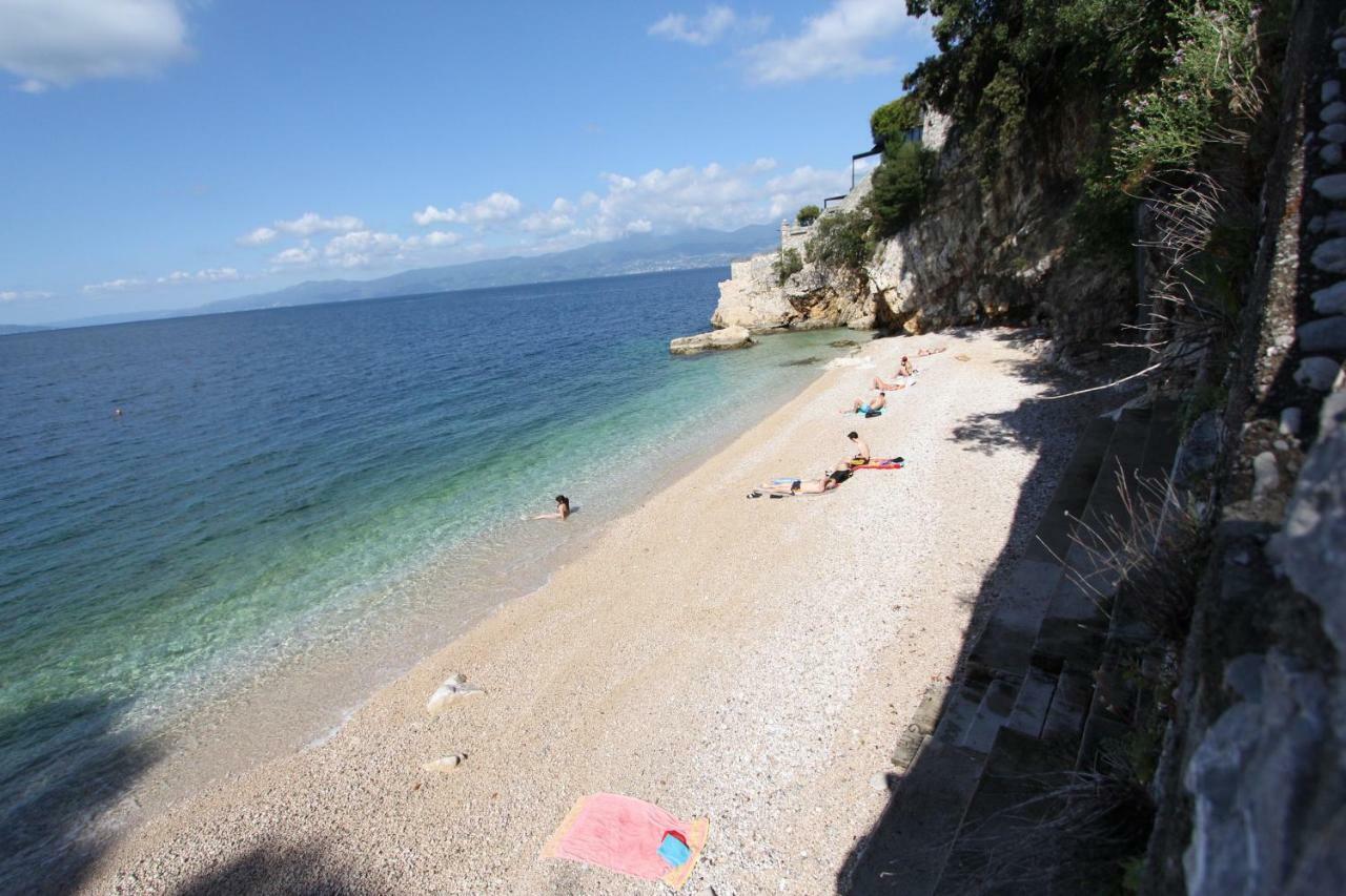 Rijeka With Love Apartment Kültér fotó